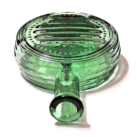 Vintage Green Glass Eiffel Tower Decanter – Made in Italy - Picture 4 of 10